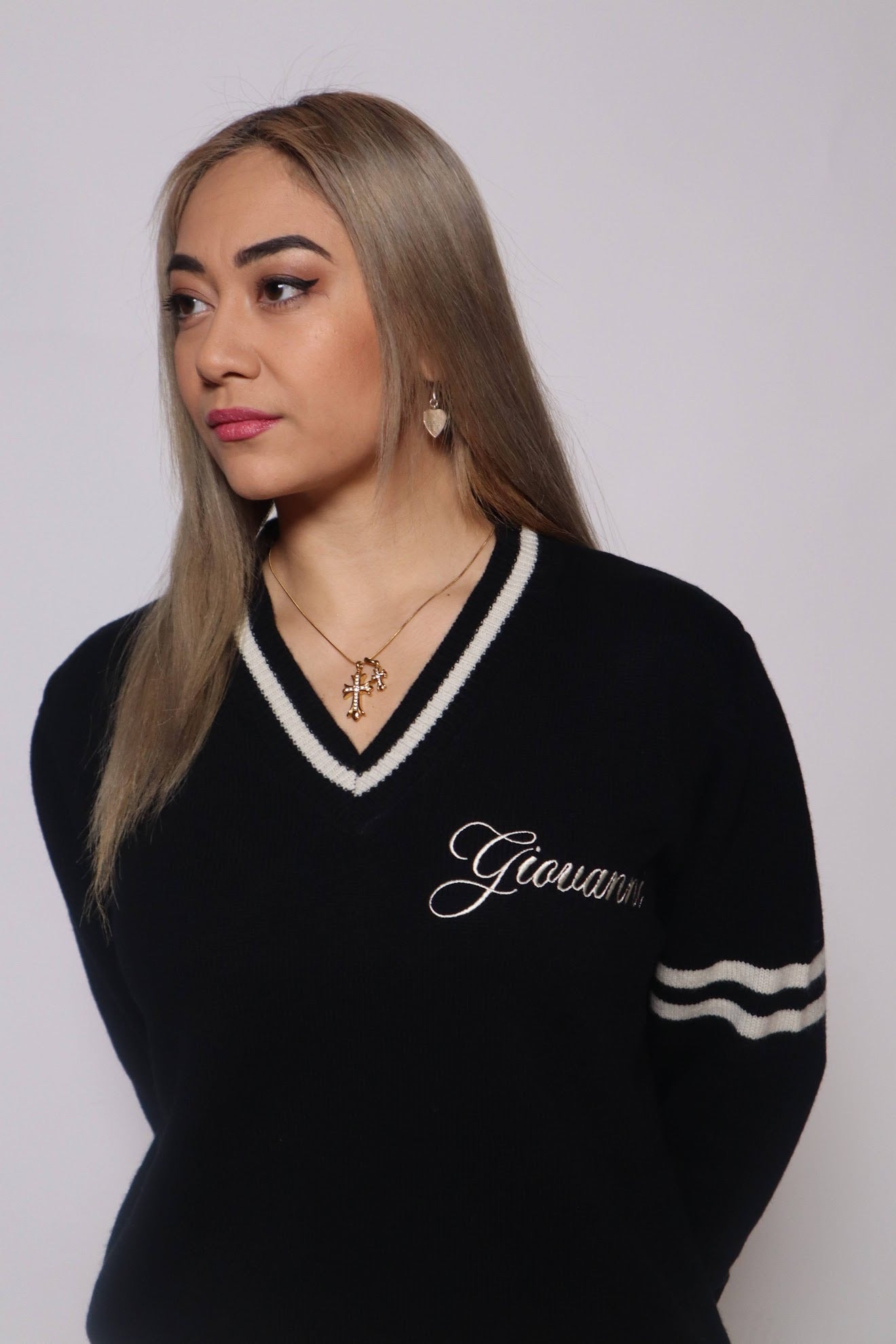 ITALIAN CASHMERE WOOL V-NECK SWEATER - DIOS GIOVANNI