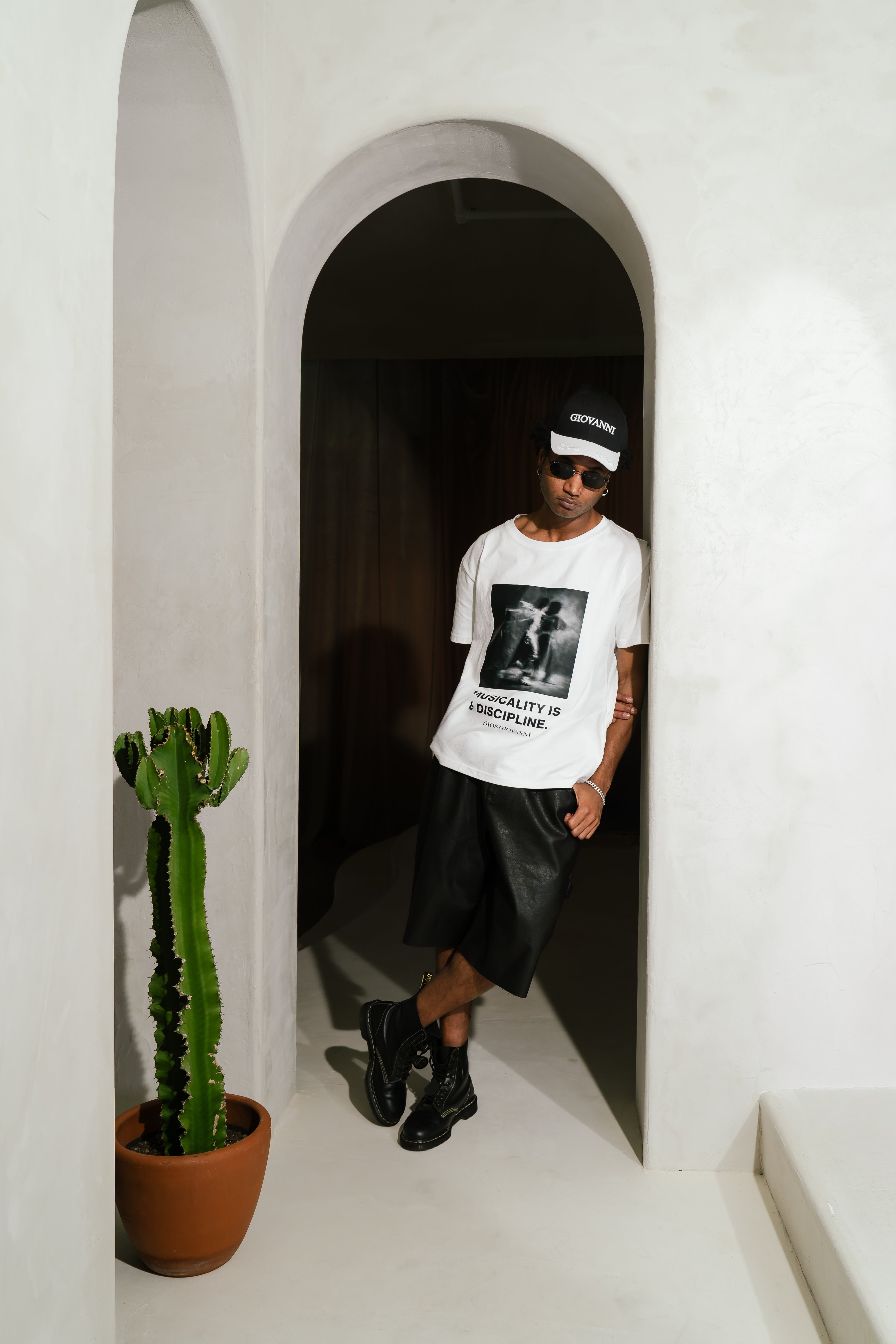 GIOVANNI MUSICALITY TEE DIOS GIOVANNI