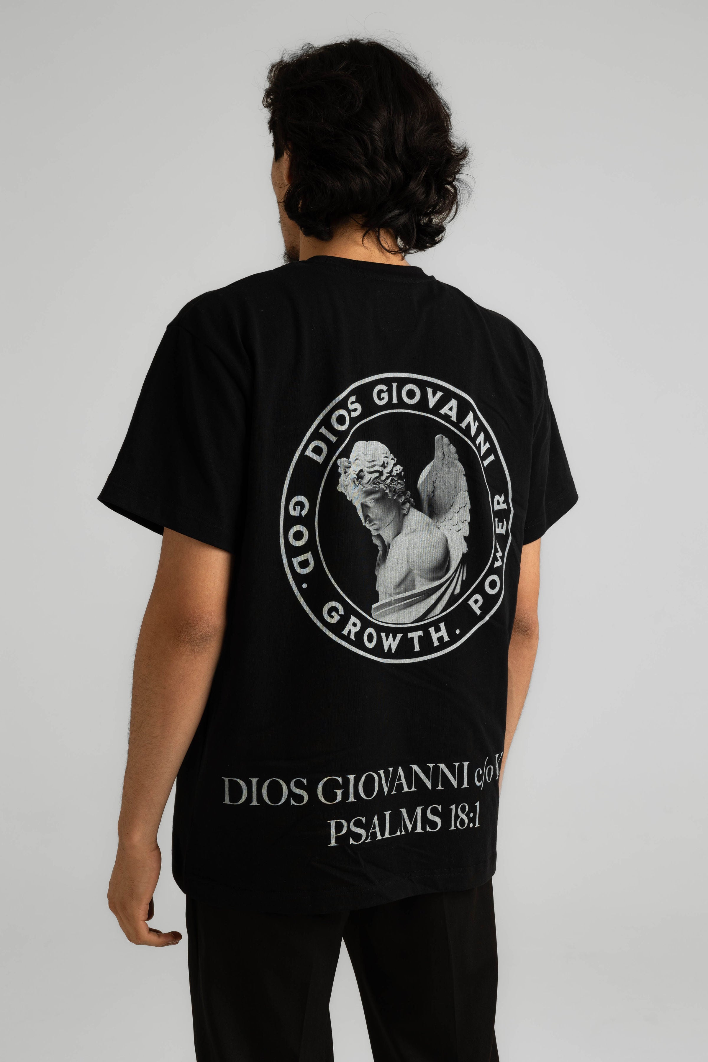 SIGNATURE LUXE OVERSIZED TEE