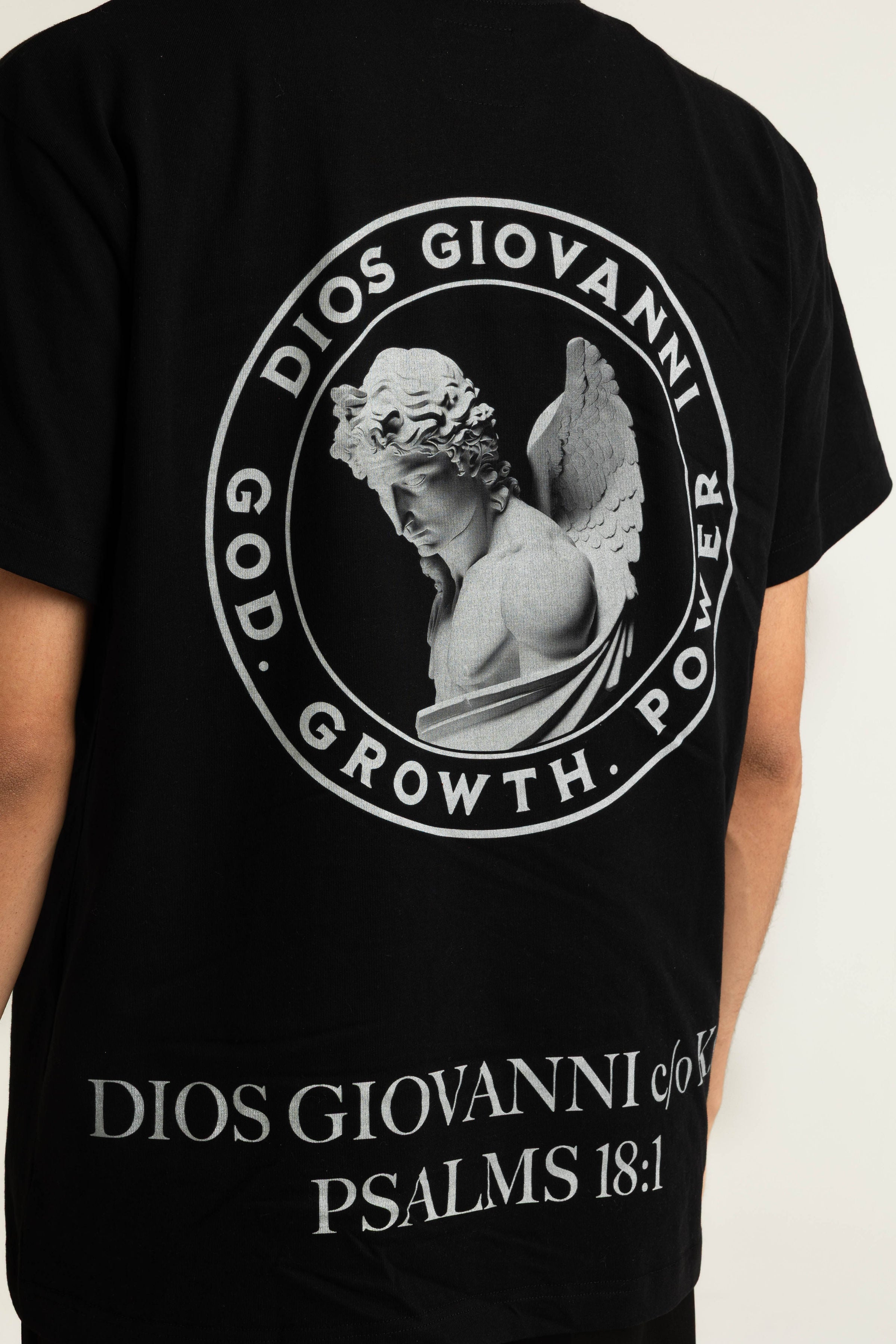 SIGNATURE LUXE OVERSIZED TEE