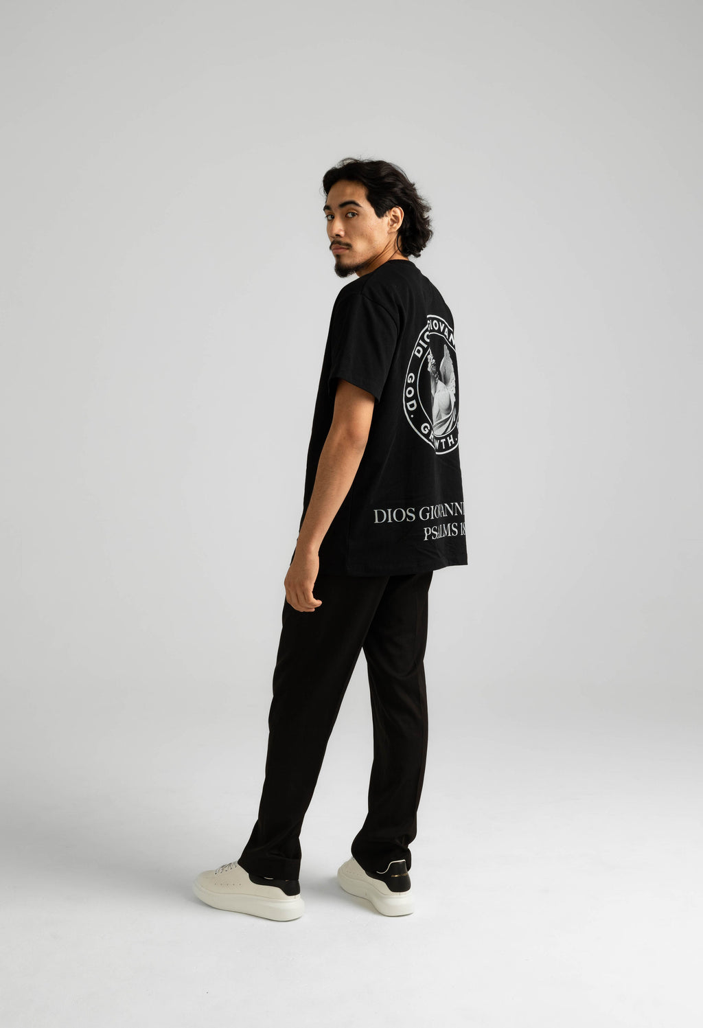 SIGNATURE LUXE OVERSIZED TEE