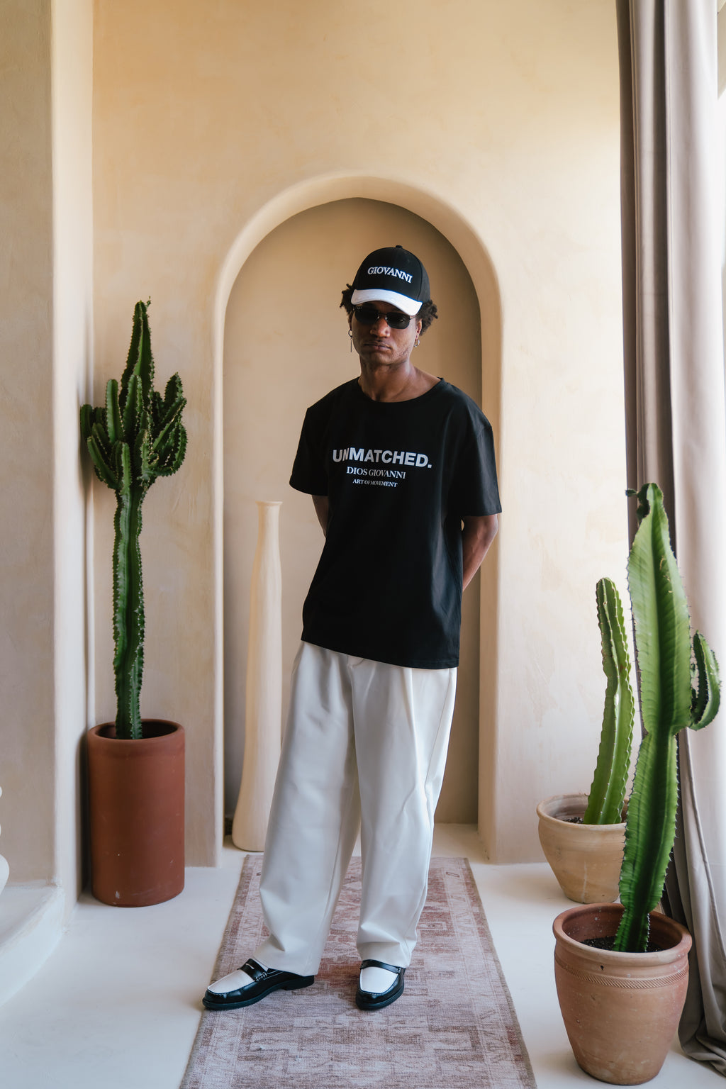 GIOVANNI UNMATCHED TEE DIOS GIOVANNI